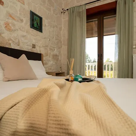 Idothea Stone Villa *