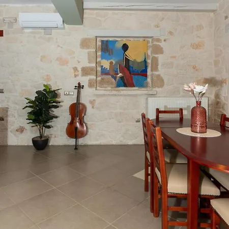 Idothea Stone Villa *