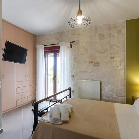 Villa Idothea Stone *